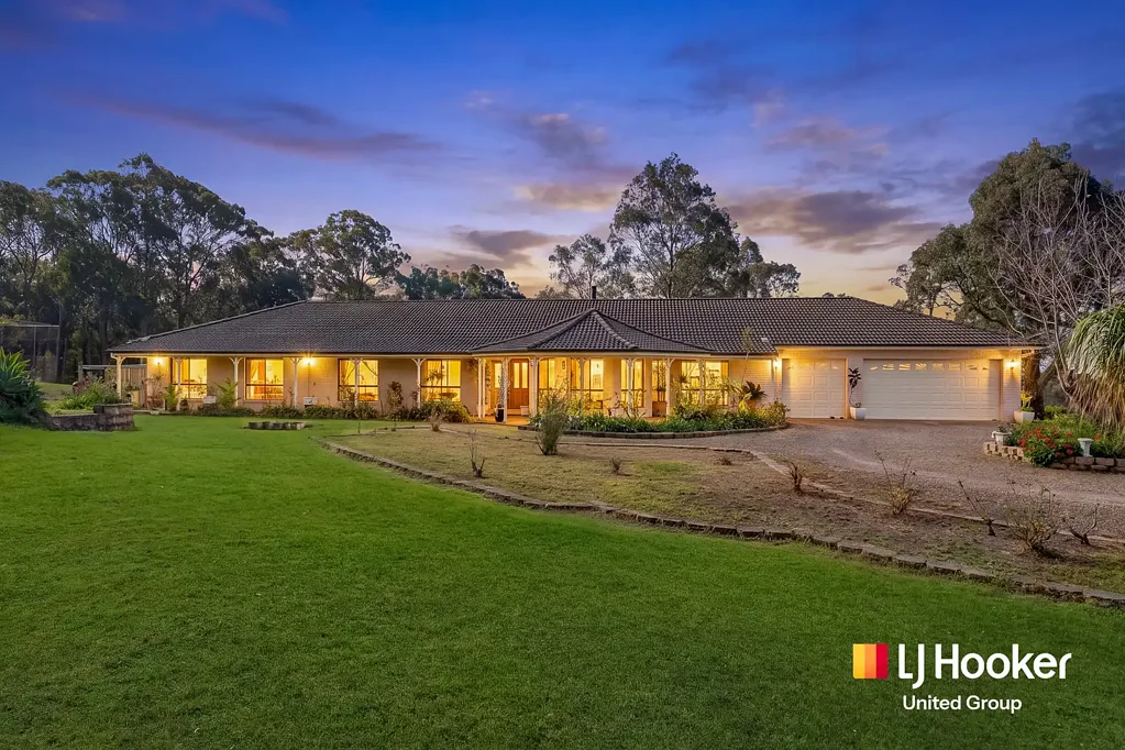 Werombi 4બેડરૂમ An Exceptional Acreage Lifestyle Awaits