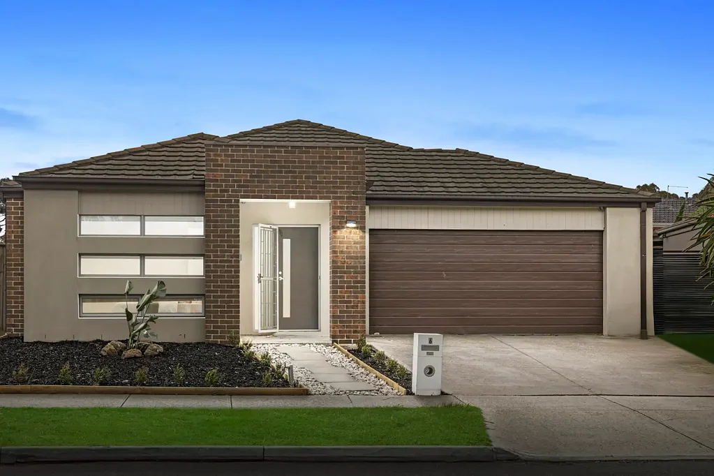 Mernda 4બેડરૂમ Spacious Family Living - Walk to Train, Schools & Parks!