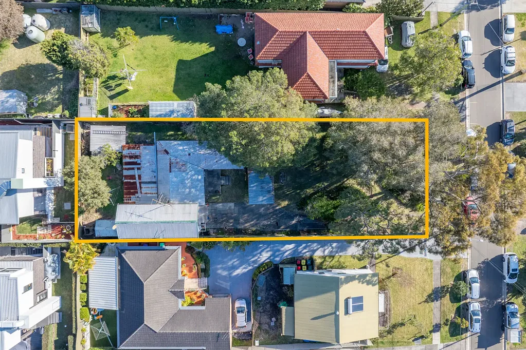 16 Chipilly Avenue, Engadine, NSW 2233