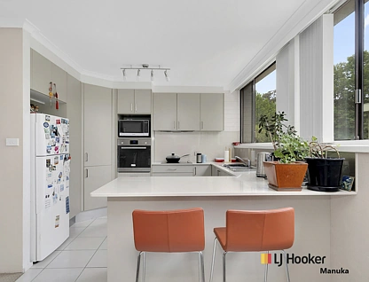 2/30 Gatton Street, Farrer, ACT 2607, 3房, 2浴, Townhouse