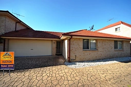 2/7 Strickland Street, Bass Hill