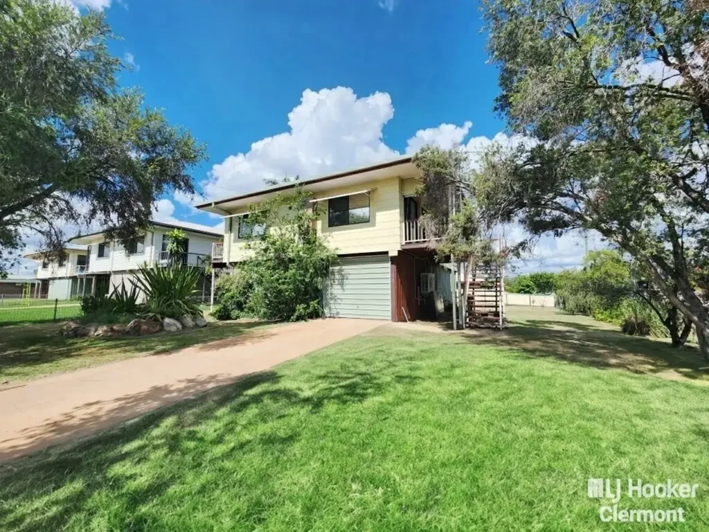 7 Karmoo Street, Clermont, QLD 4721
