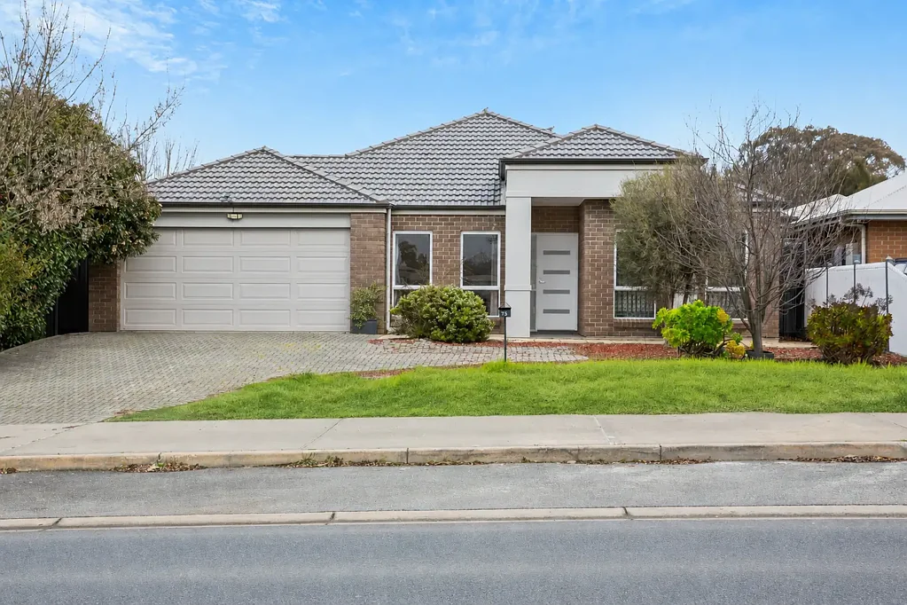 Mount Barker 4कमरा Style, Space & Location