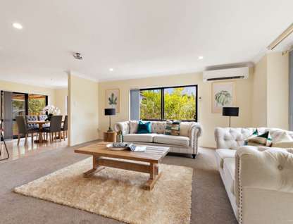 19 Carnelian Court, Westgate, Waitakere City, Auckland, 4房, 2浴, 独立屋