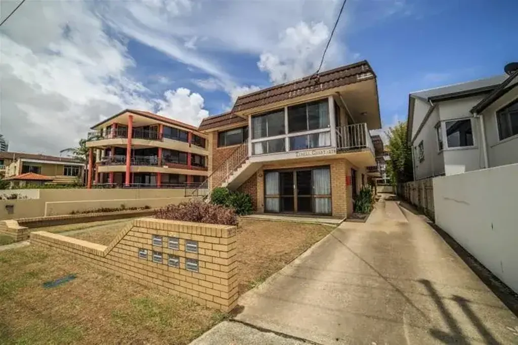 Two Bedroom Unit On Marine Parade!