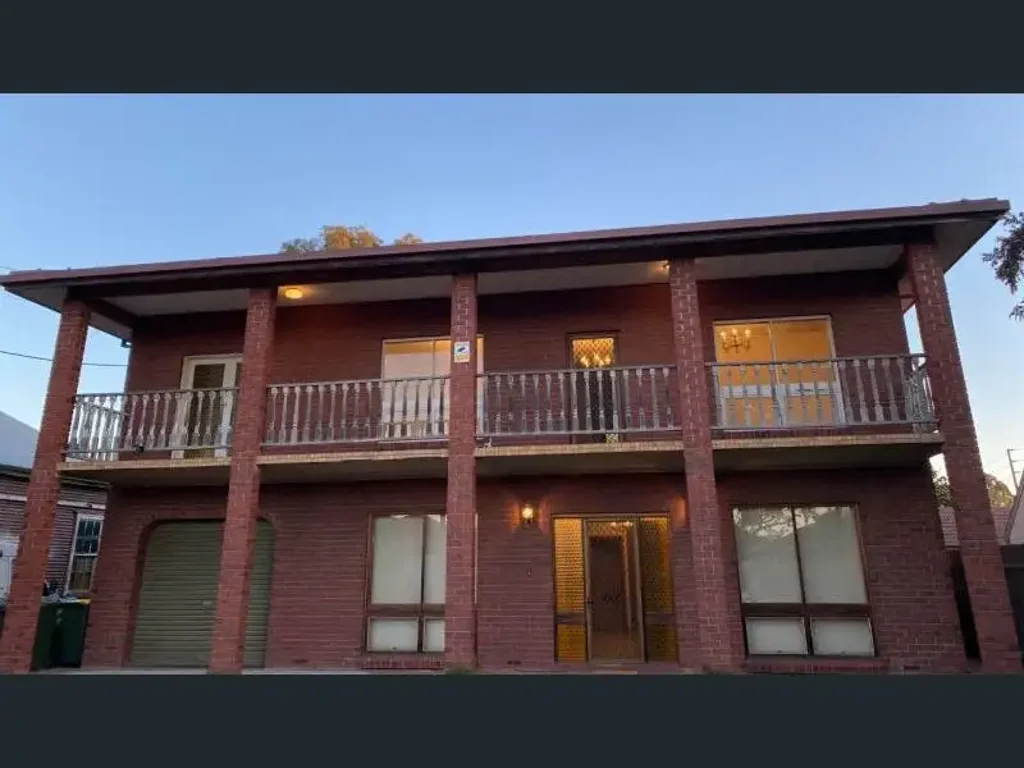 Kilburn 5 Bedroom Large family home on good size block and close to Adelaide CBD