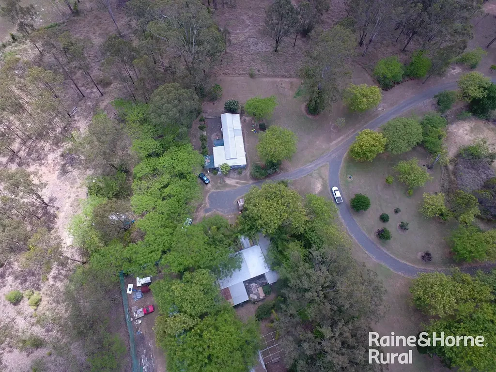 Wondai 7房  2 Homes sitting on 114.5 Acres in Wondai.