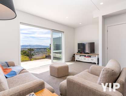 2/30 Adventure Drive, Whitby, Porirua, Wellington, 3房, 1浴, 城市屋