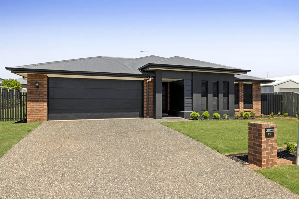 27 Webcke Crescent, Kleinton, QLD 4352
