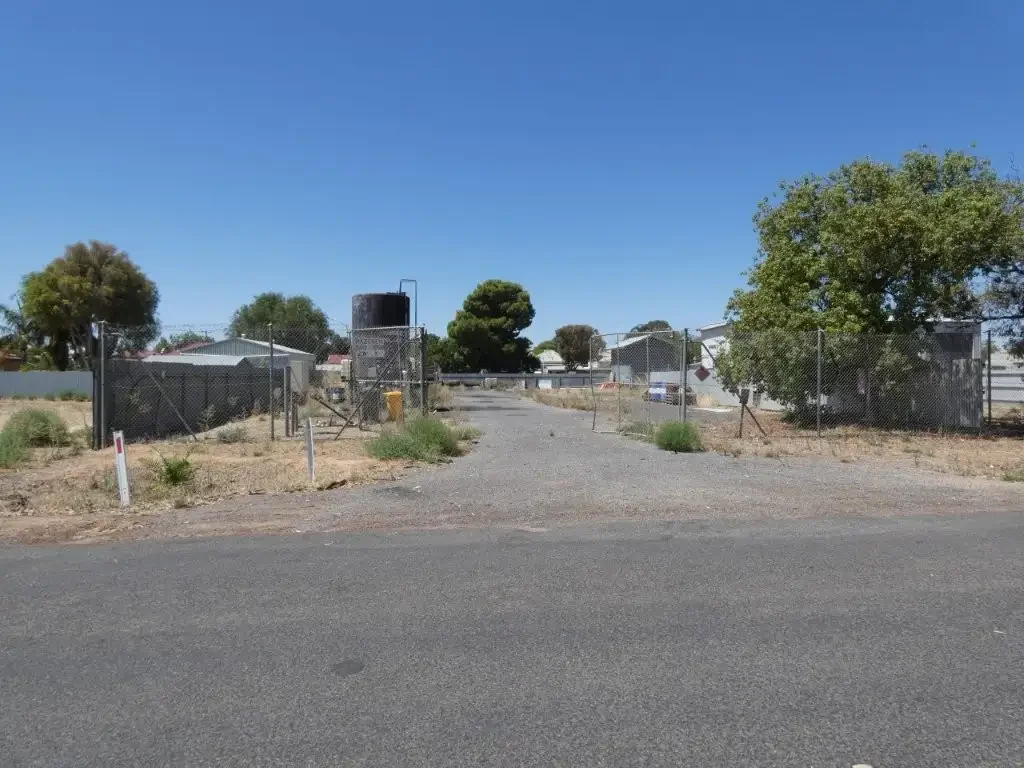 Hopetoun  COMMERCIAL YARD SPACE