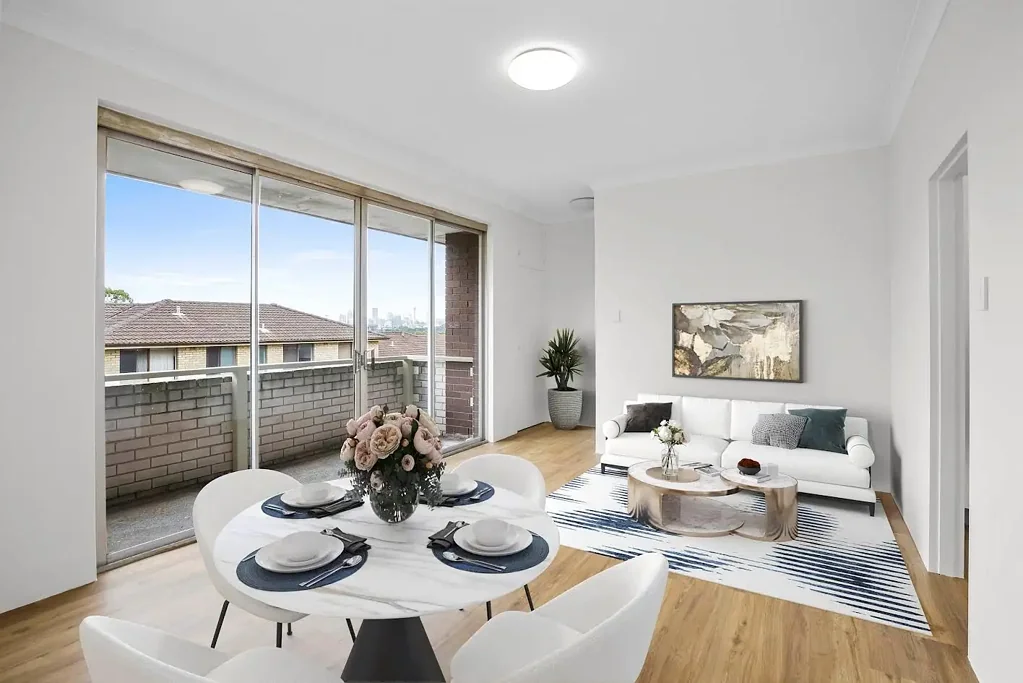 Two Bedroom Apartment In Fabulous Location