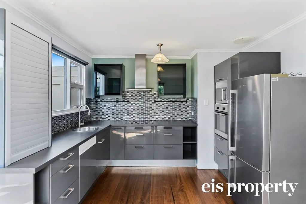 Montrose 3 Bedroom Open home this Saturday (21st of June) from 2:30pm - 3:00pm.