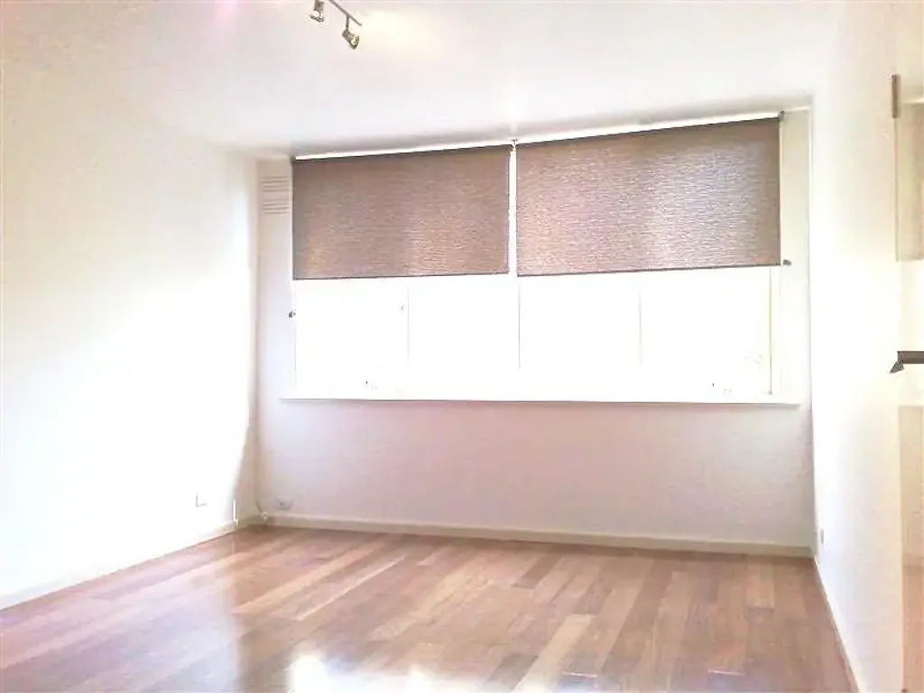 Comfortable 2 - bedroom home.