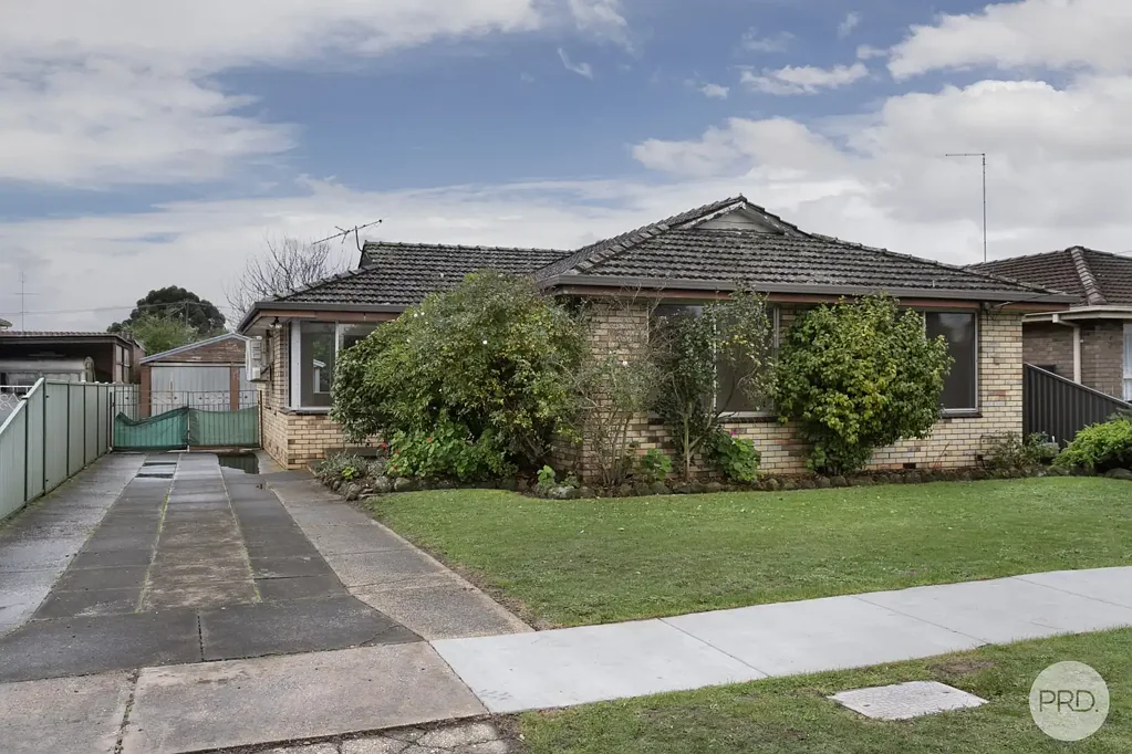 FAMILY HOME IN POPULAR WENDOUREE