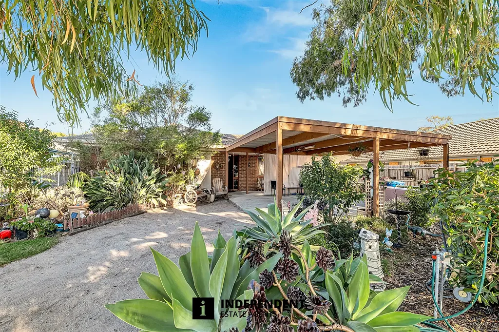 Cranbourne North 5બેડરૂમ Great Investment Opportunity