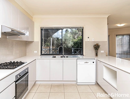 16 Cattai Creek Drive, Kellyville, The Hills, 3 habitaciones, 2 baños, House