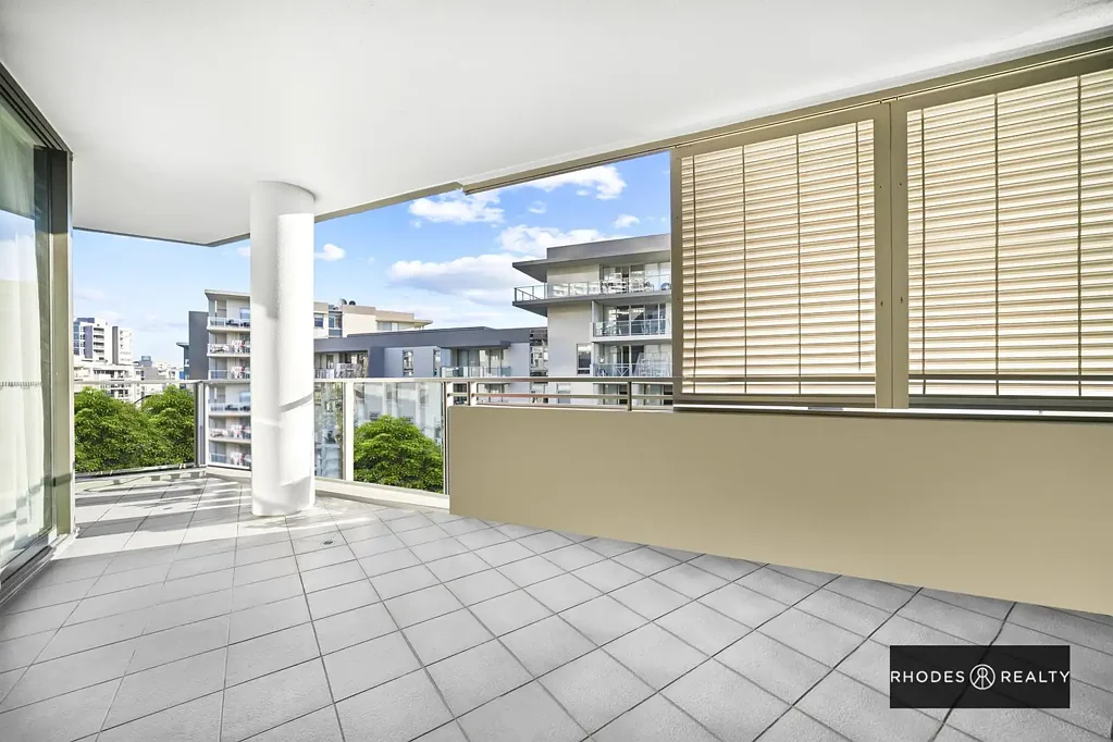 Rhodes 2Moenga Exceptional Mirvac Residence in the Heart of Rhodes