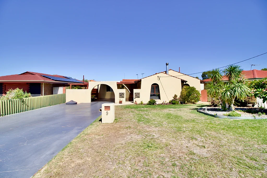 9 Palamuna Court, Hillman, WA 6168