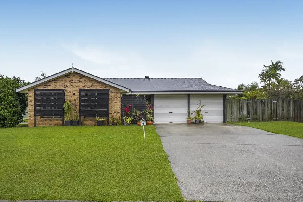 Lawnton 3Kwarto Comfortable Family Living on a Spacious 705m² Block