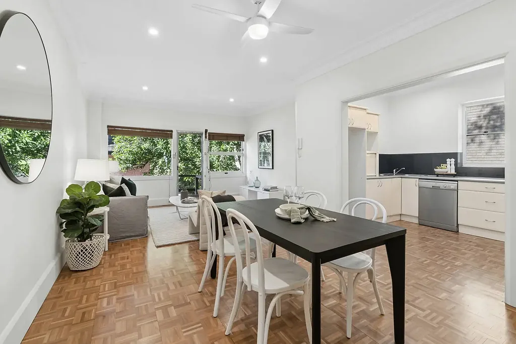 Mosman 2Moenga Oversized Apartment with Balmoral Beach & Mosman Lifestyle Convenience