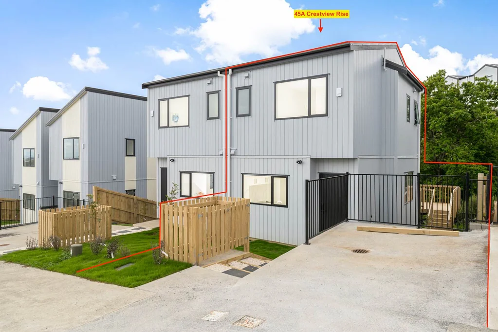 Papakura 3Kwarto Near-New Modern Home