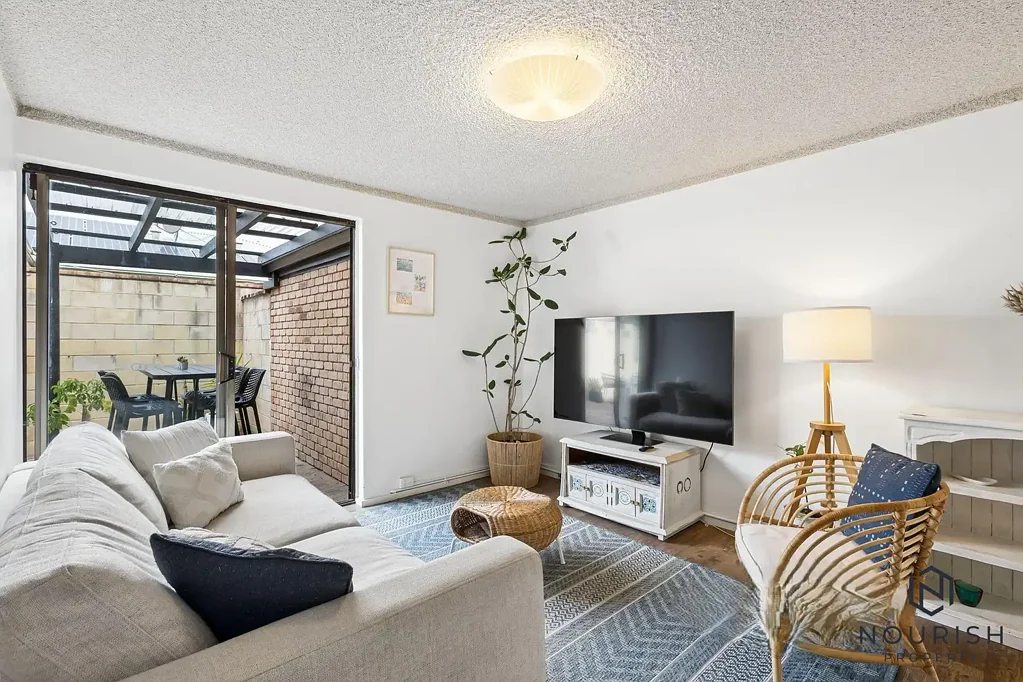 Unfurnished Shenton Park Townhouse