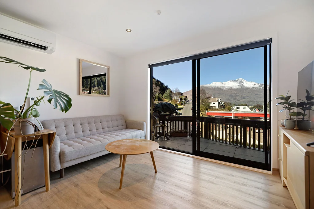 Queenstown 1房  Strong rental return & Airbnb potential