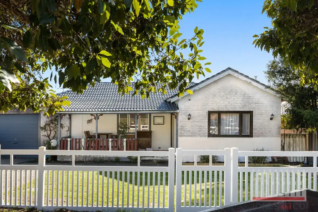 26 Mary Crescent, Eden Hill, WA 6054