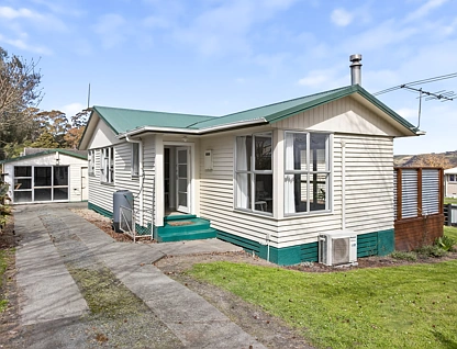 213 Tyndall Road, Outer Kaiti, 3 Kuwarto, 1 Banyo, House
