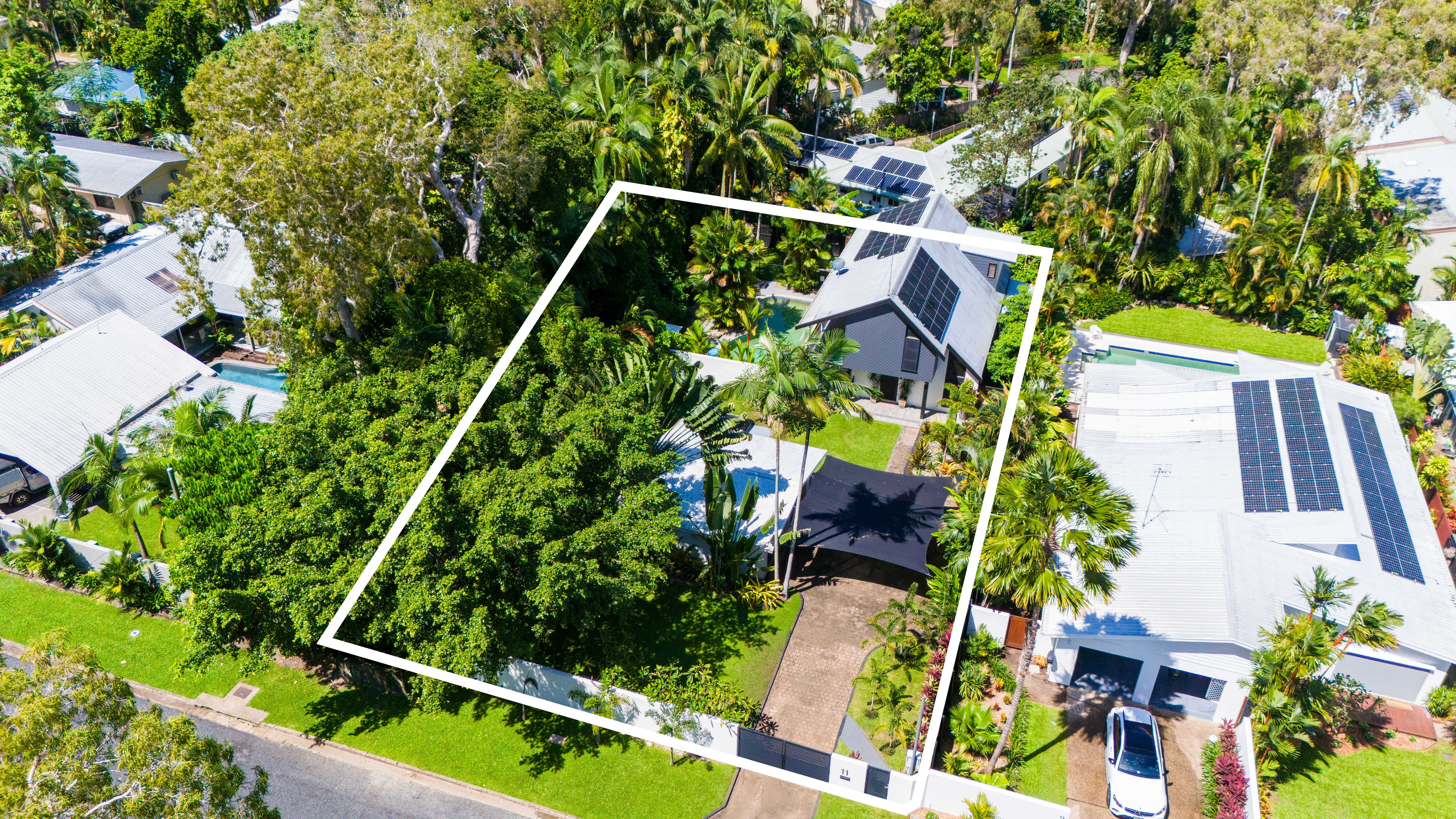 11 LANGLEY RD, PORT DOUGLAS QLD 4877, 0部屋, 0バスルーム, House