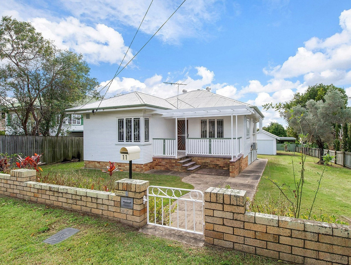 11 COROWA ST, WAVELL HEIGHTS QLD 4012, 0 habitaciones, 0 baños, House