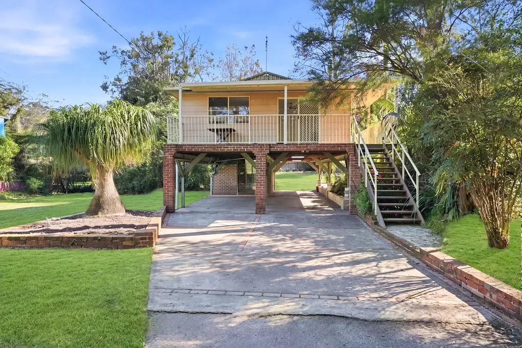 Erina 3Zimmer An Entry-Level Opportunity with Room to Add Value