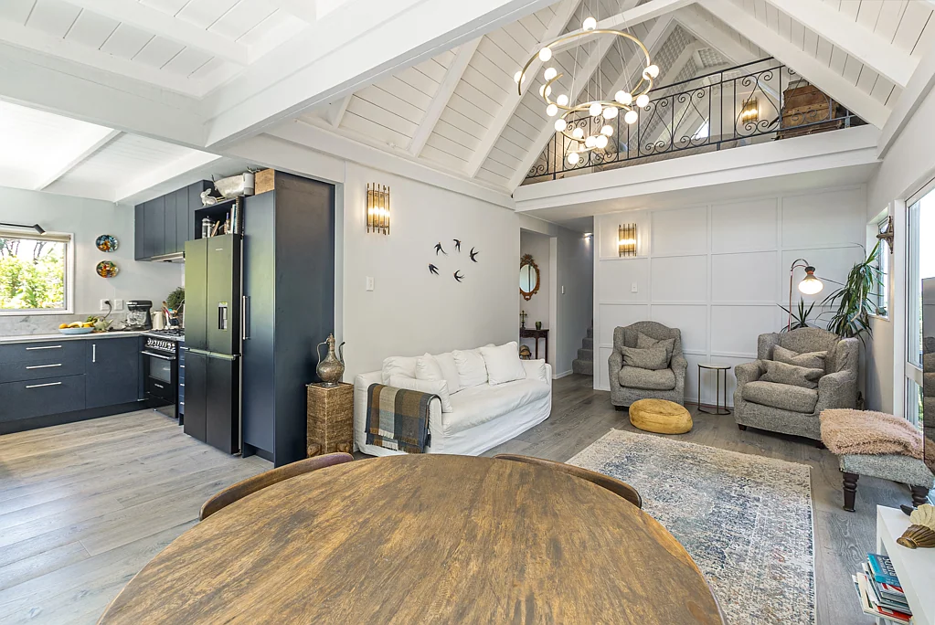 27 Beatty Parade, Surfdale, Waiheke Island, Auckland