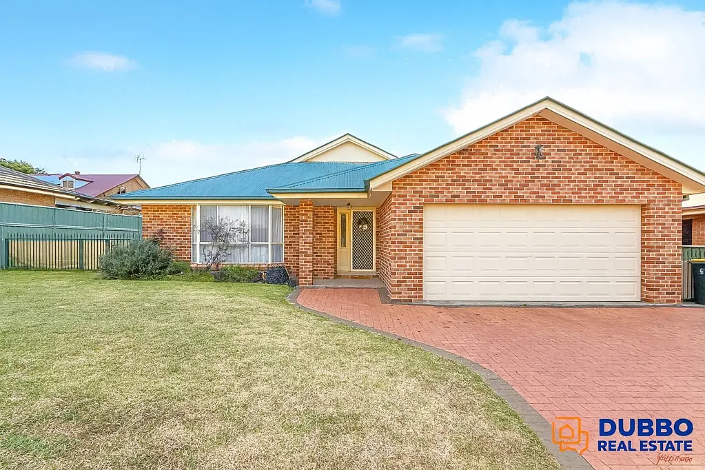 15 Dulhunty Avenue, Dubbo, NSW 2830