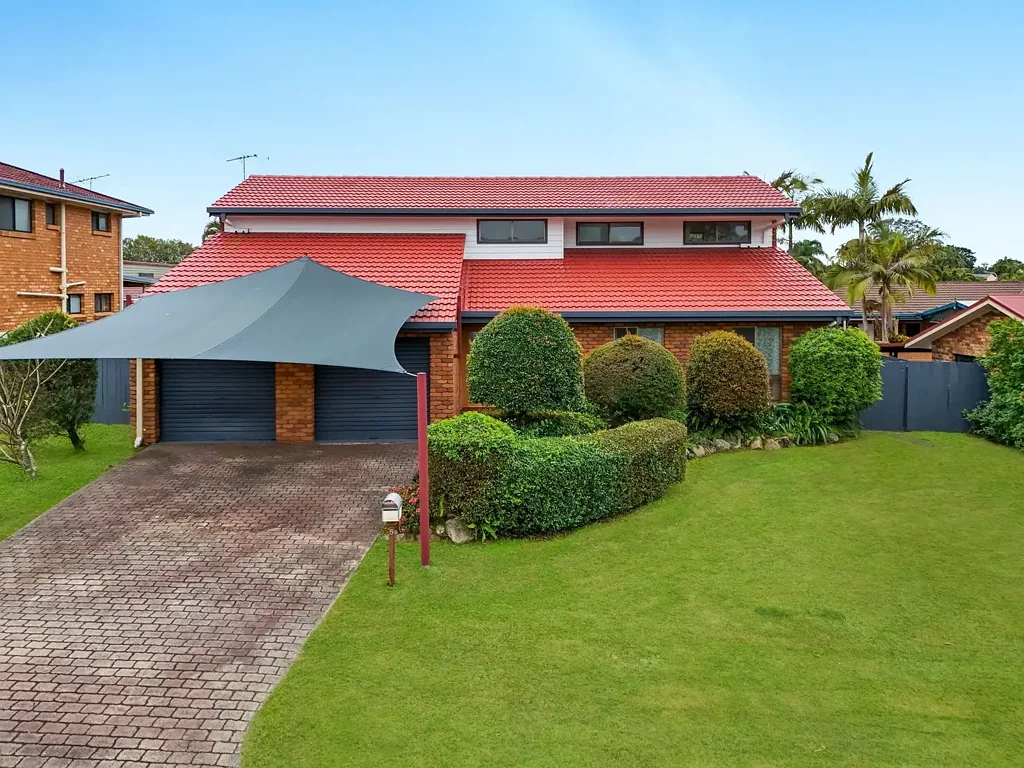 Sunnybank Hills 5कमरा Spacious and Flexible Living in a Quiet Street - Ideal for Families or Multi- Generational Living within Sunnybank Hills State School!!!
