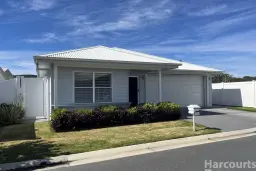 5 Augusta Crescent, South West Rocks