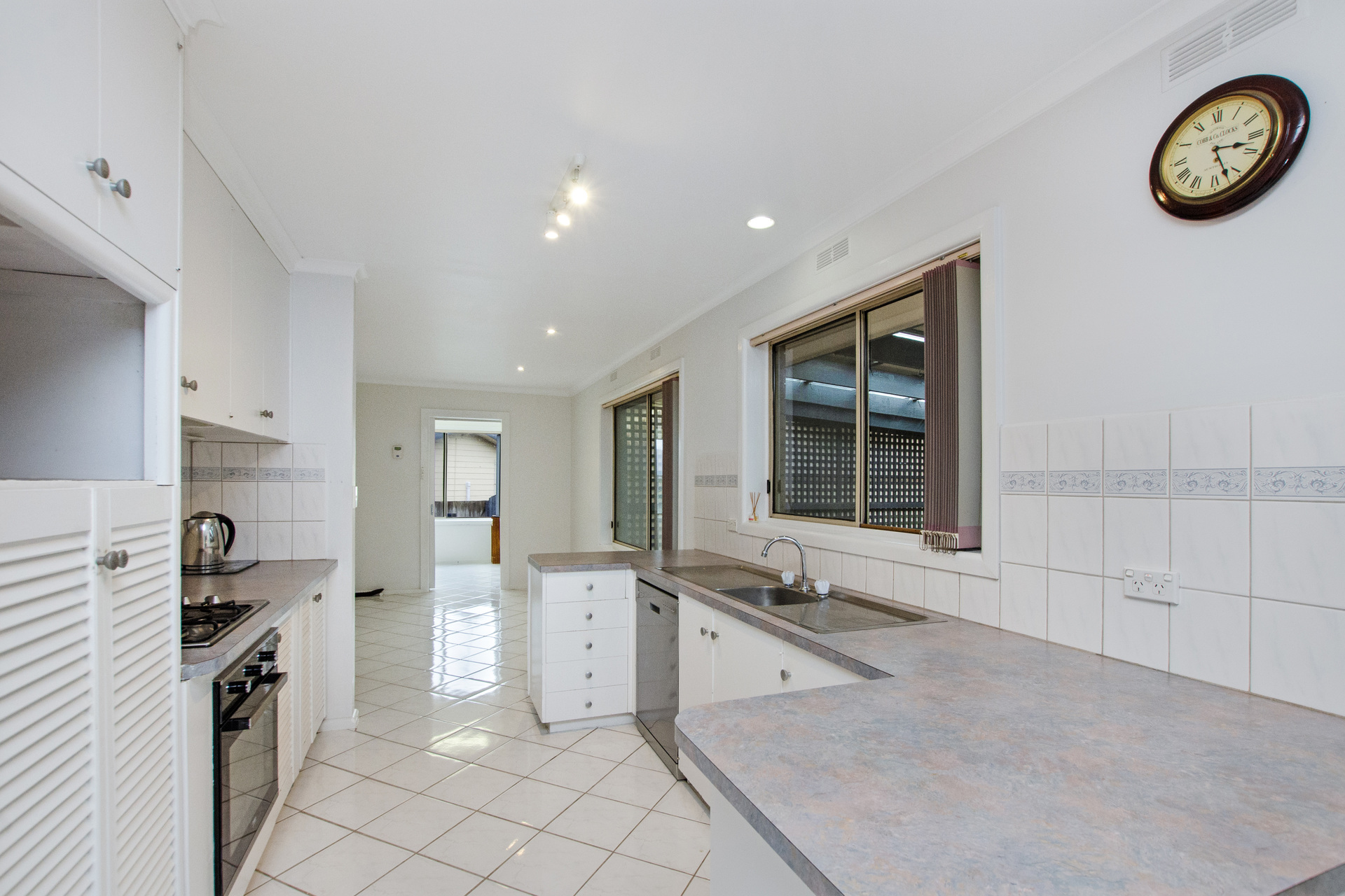 2 WILTSHIRE CT, PORTLAND VIC 3305, 0 habitaciones, 0 baños, House