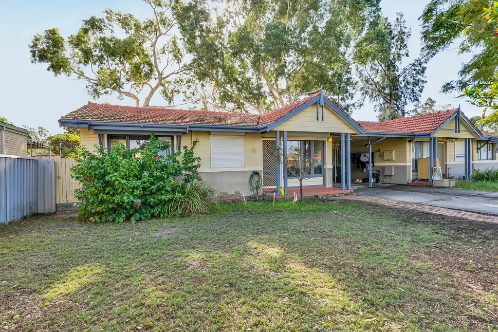 Lockridge 3房  Low Maintenance Investment with Long Lease Security!