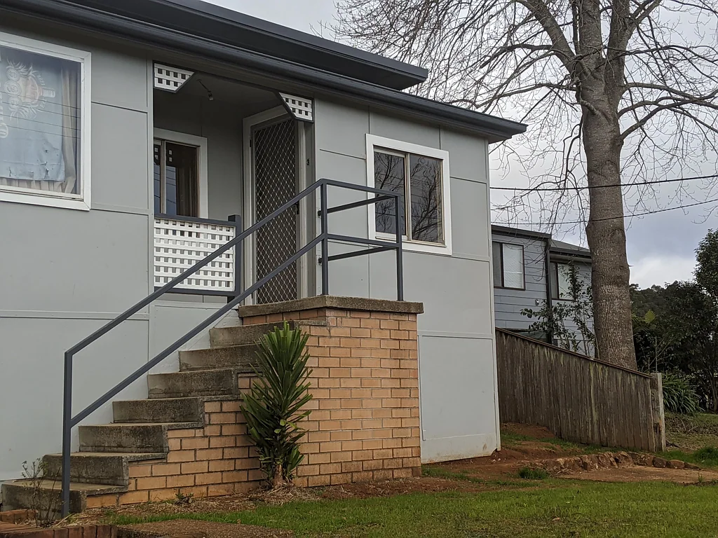 1 Bedroom Unit - 2 Blocks from Main Street