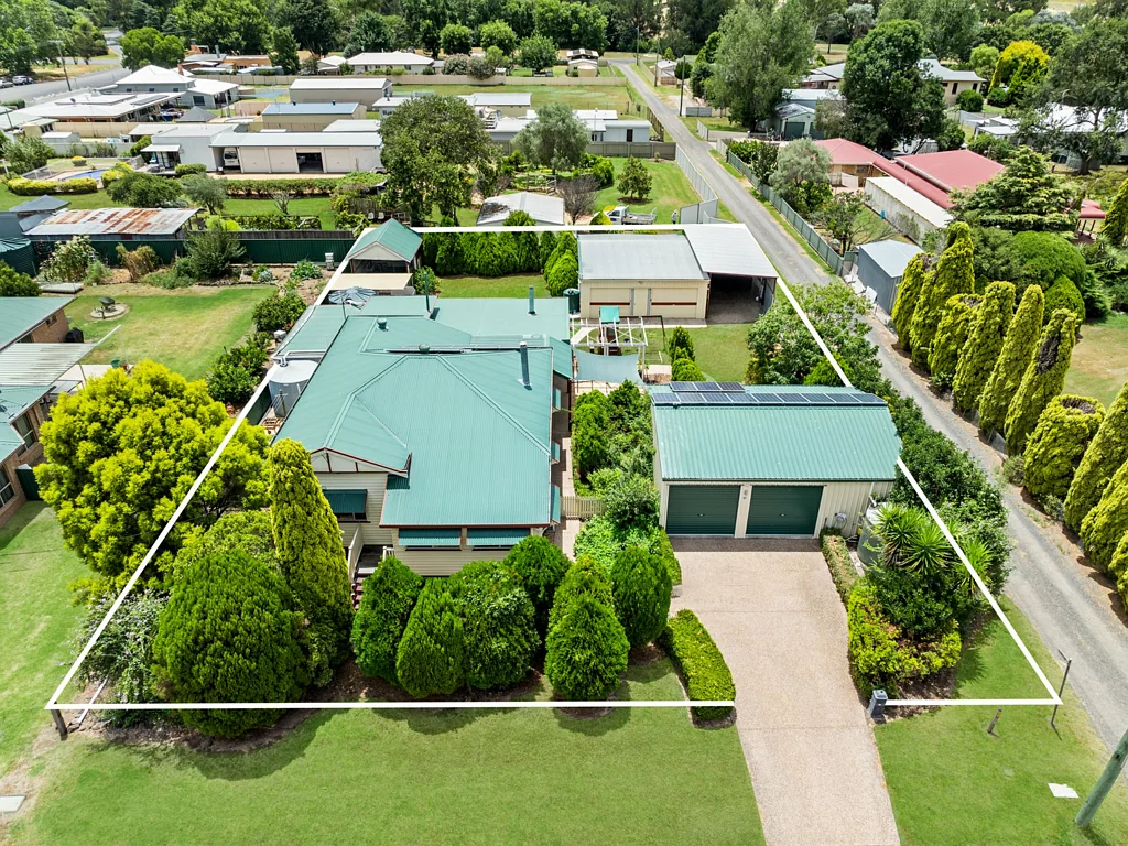 12 Drayton Street, Allora, QLD 4362