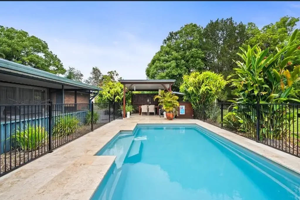 Spacious Acreage Living in the Heart of Wyong!