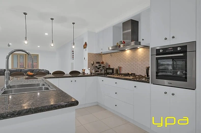 10 Questo Walk, Mernda, VIC 3754, 3 Bedrooms, 2 Bathrooms, House