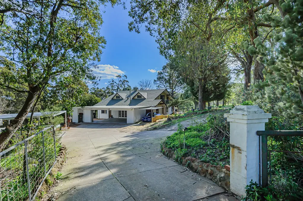 67 Wallangarra Drive, Bedfordale, WA 6112