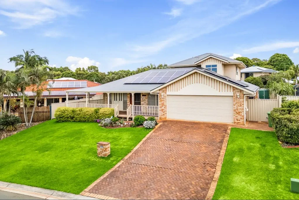 Dual Living Family Home with Poolside Entertaining in Wellington Point