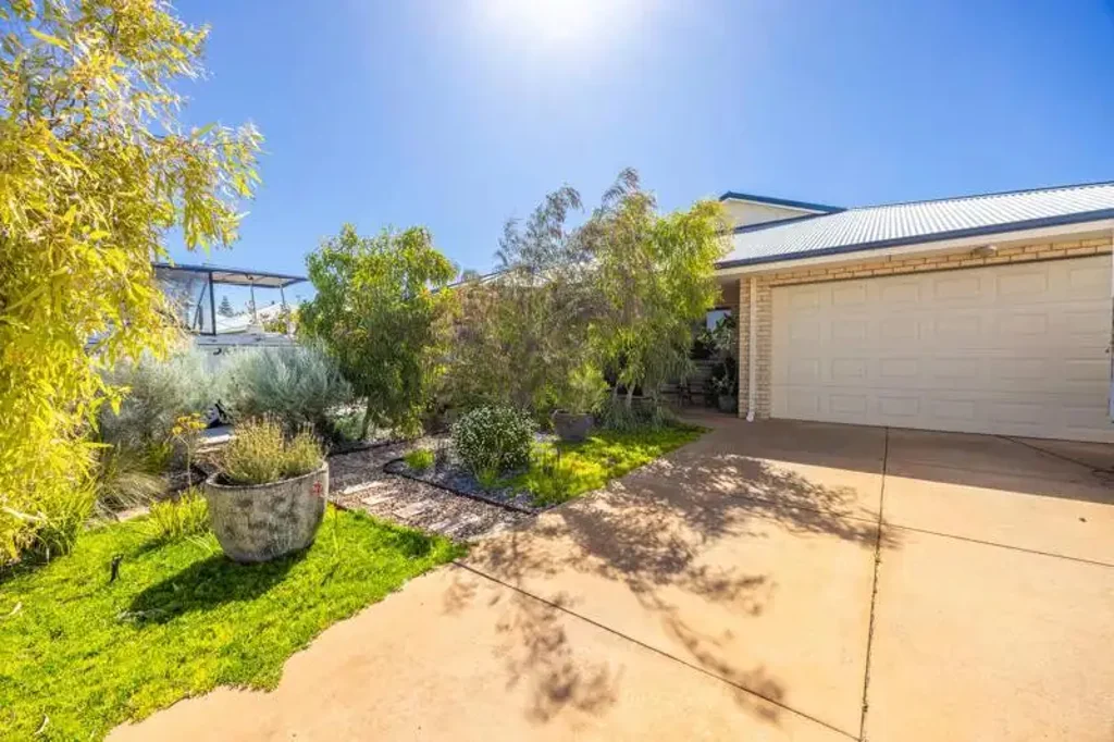 7 Sheoak Grove, Jurien Bay, WA 6516