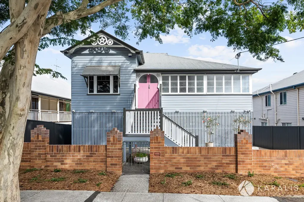 Spacious Renovated Character Home – Perfect for Executive Living