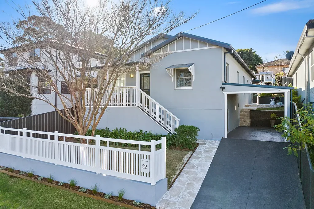 22 Robertson Street, Coniston, NSW 2500