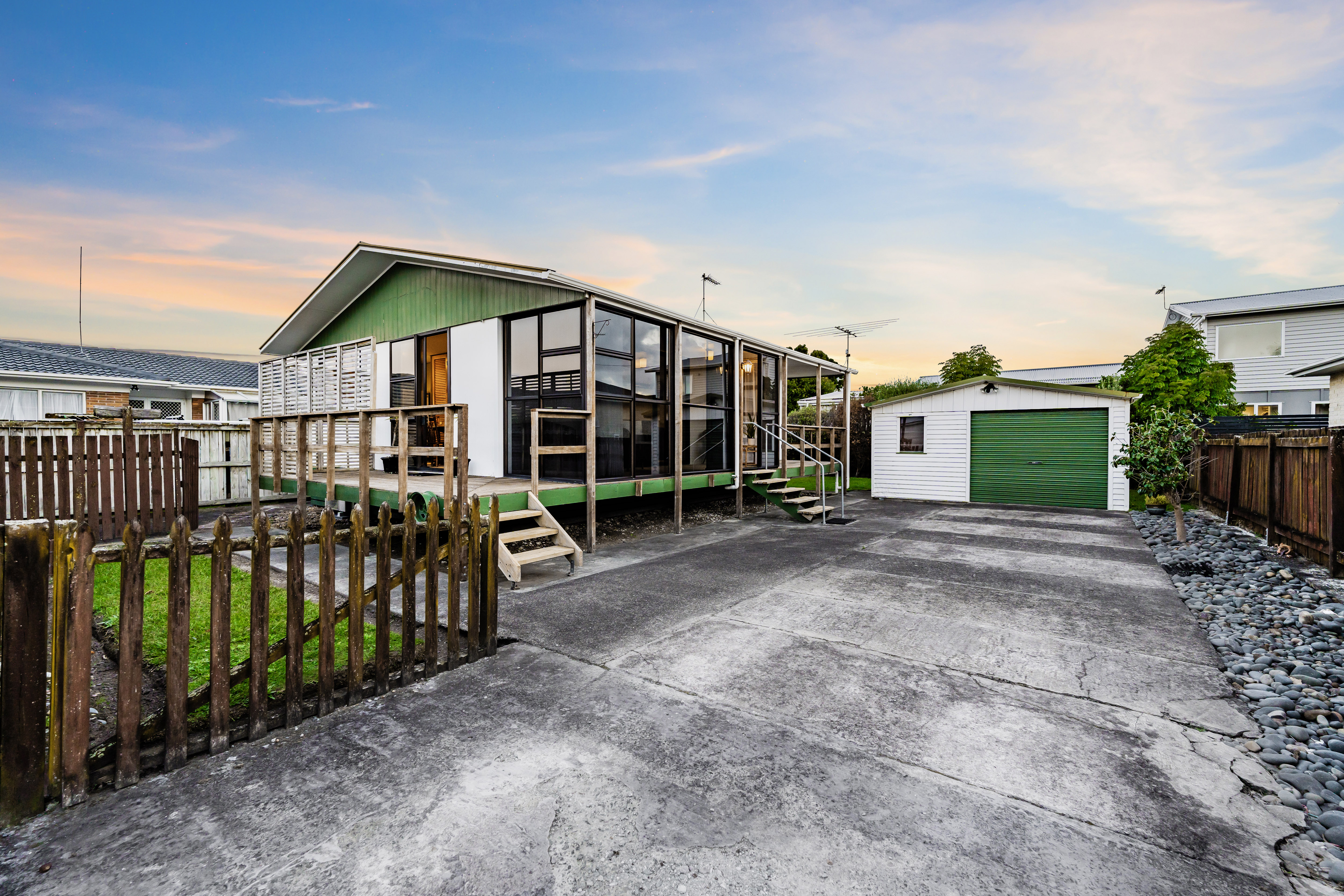 19b Doment Crescent, Orewa, Auckland - Rodney, 2 Kuwarto, 1 Banyo, House