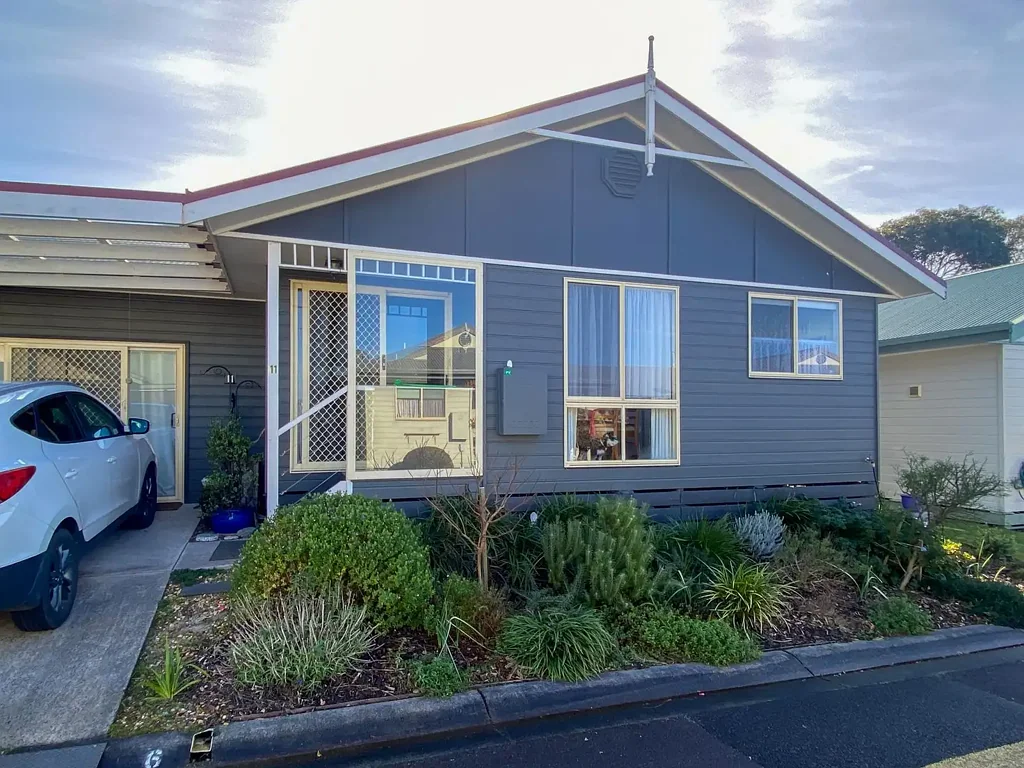 Inverloch 2 Bedroom Relaxed Over-50s Living by the Coast