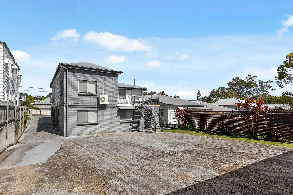 Lutwyche 8 Bedroom Four unit block on 617m2 High Density lot in Lutwyche